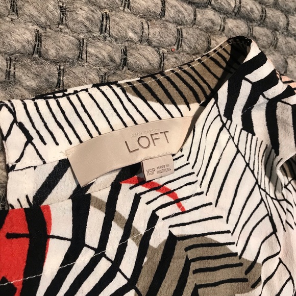 Loft Dress - Picture 4 of 4